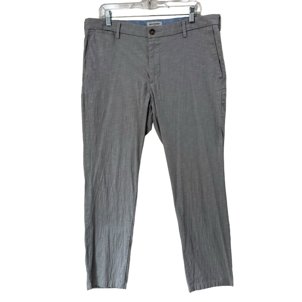 Dockers Men’s Light Gray Slim Tapered Casual Pants, Light Gray, 36/32